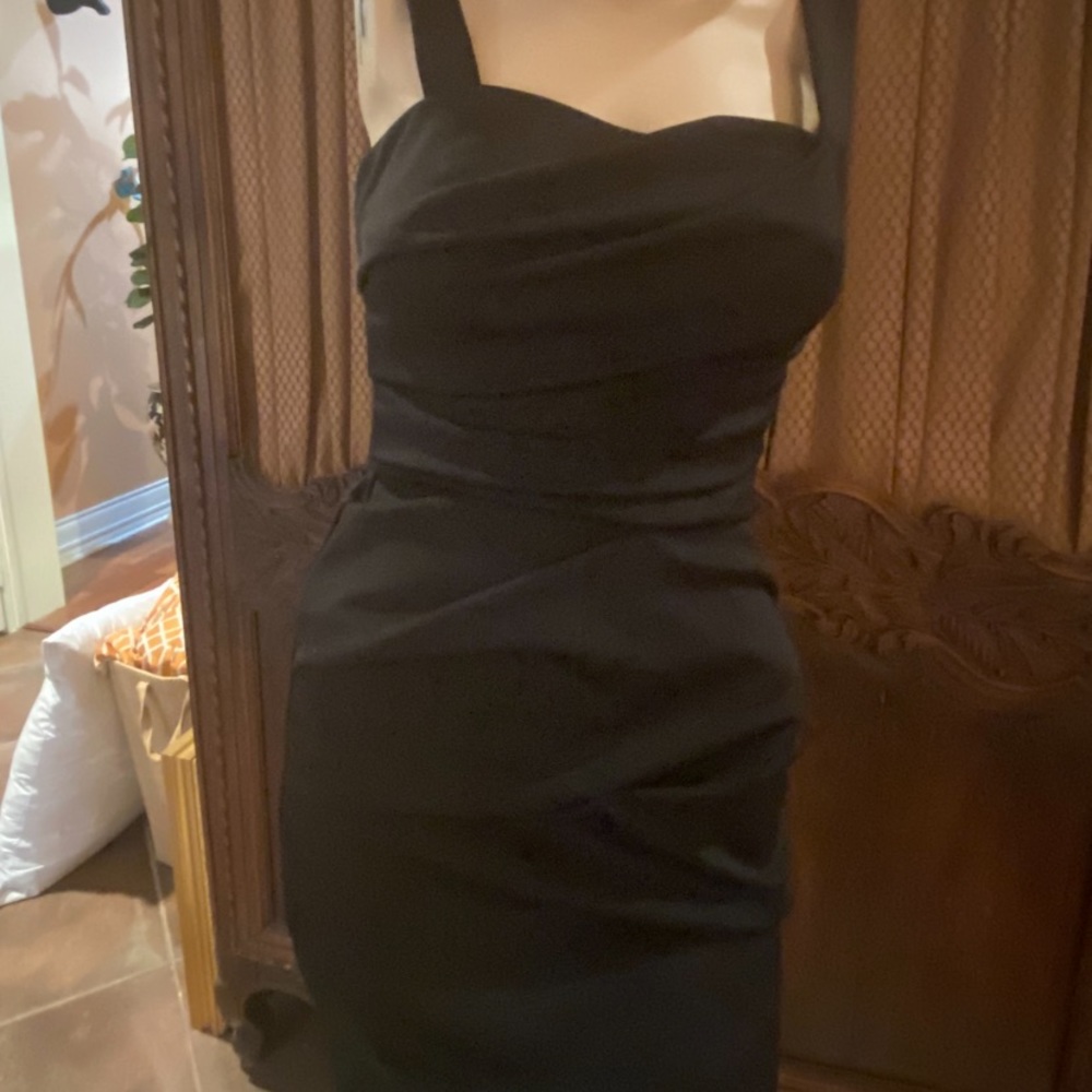 TRINA TURK ABOVE KNEE AFTER FIVE. NWT